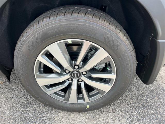 new 2025 Nissan Pathfinder car, priced at $41,921