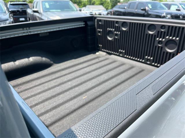 new 2025 Nissan Frontier car, priced at $45,736