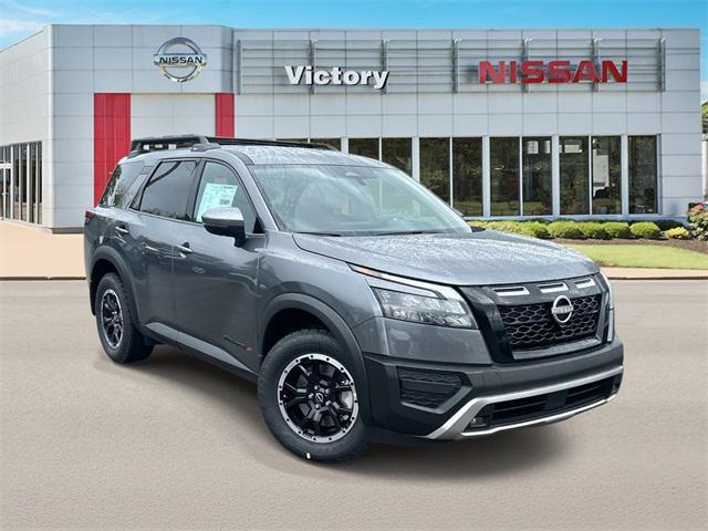 new 2025 Nissan Pathfinder car, priced at $38,977