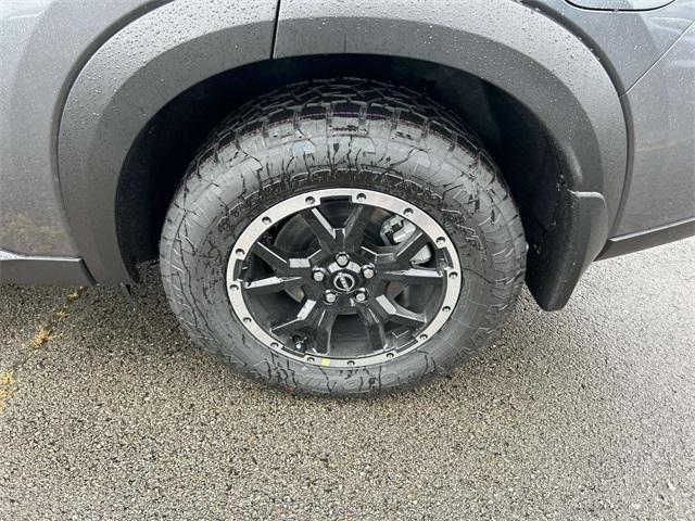 new 2025 Nissan Pathfinder car, priced at $38,977