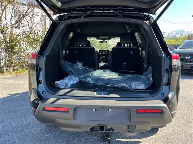 new 2025 Nissan Pathfinder car, priced at $43,373