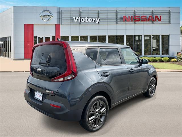 used 2021 Kia Soul car, priced at $14,999