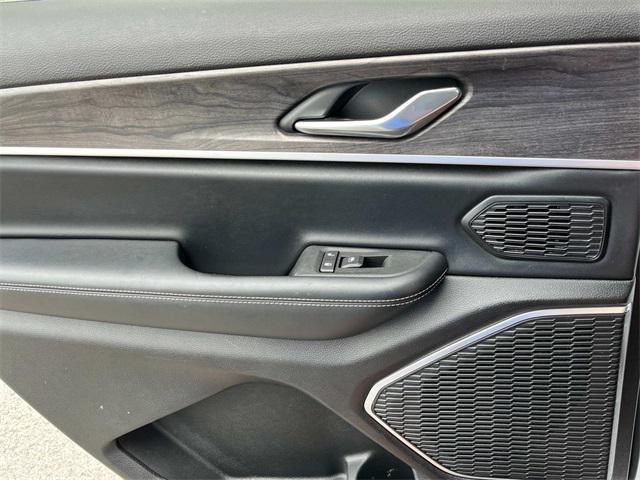 used 2021 Jeep Grand Cherokee L car, priced at $30,297