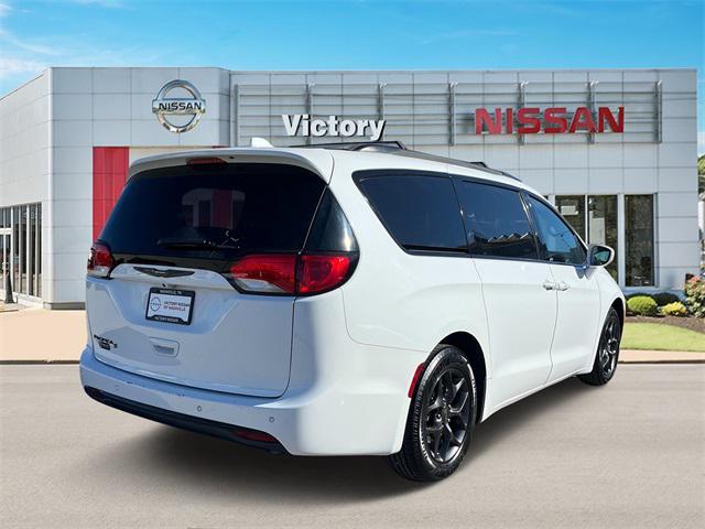 used 2019 Chrysler Pacifica car, priced at $16,791