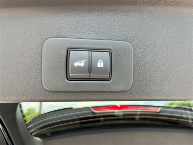 new 2025 Nissan Murano car, priced at $43,636