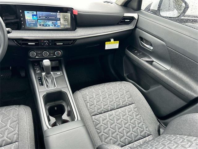 new 2025 Nissan Kicks car, priced at $24,902