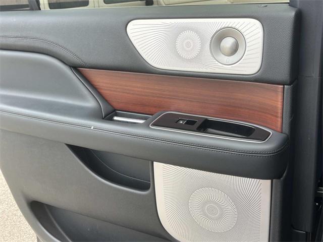 used 2022 Lincoln Navigator car, priced at $59,700