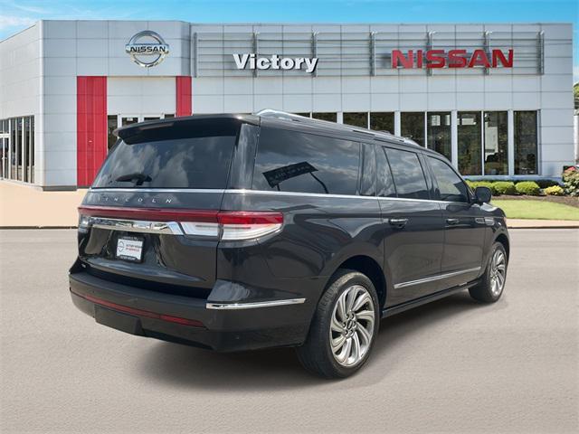 used 2022 Lincoln Navigator car, priced at $59,700