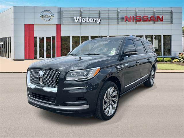 used 2022 Lincoln Navigator car, priced at $59,700