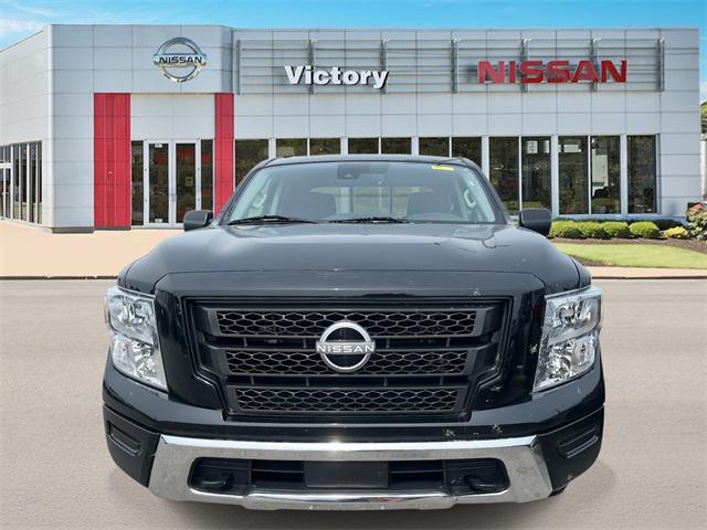 used 2023 Nissan Titan car, priced at $33,721