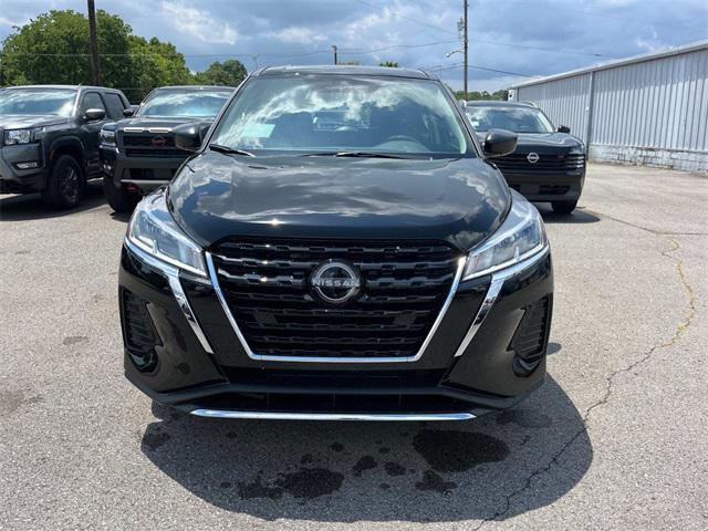 new 2025 Nissan Kicks car, priced at $22,069