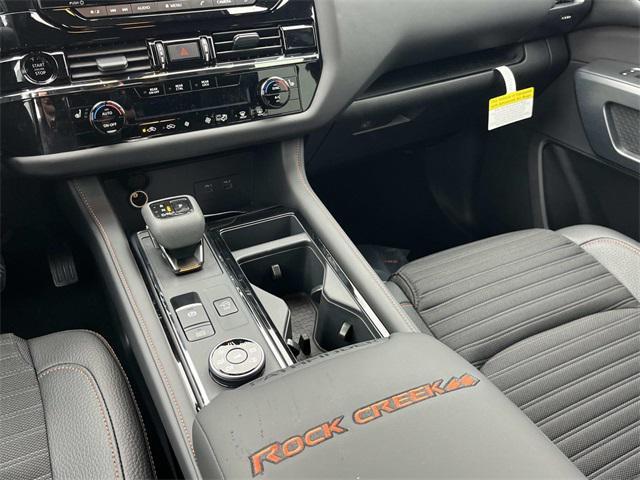 new 2025 Nissan Pathfinder car, priced at $38,977