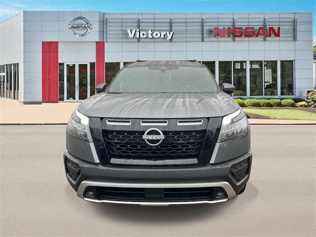 new 2025 Nissan Pathfinder car, priced at $38,977