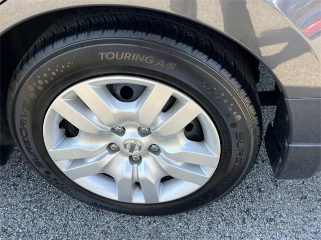 used 2009 Nissan Altima car, priced at $7,822