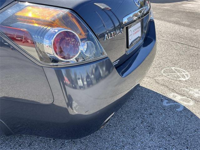 used 2009 Nissan Altima car, priced at $7,822