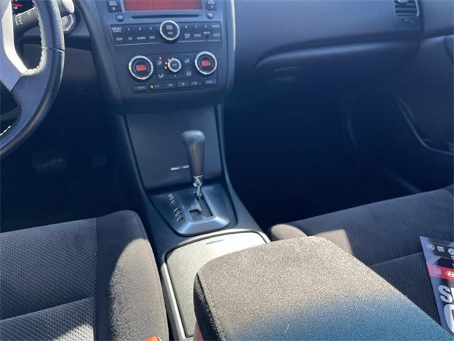 used 2009 Nissan Altima car, priced at $7,822
