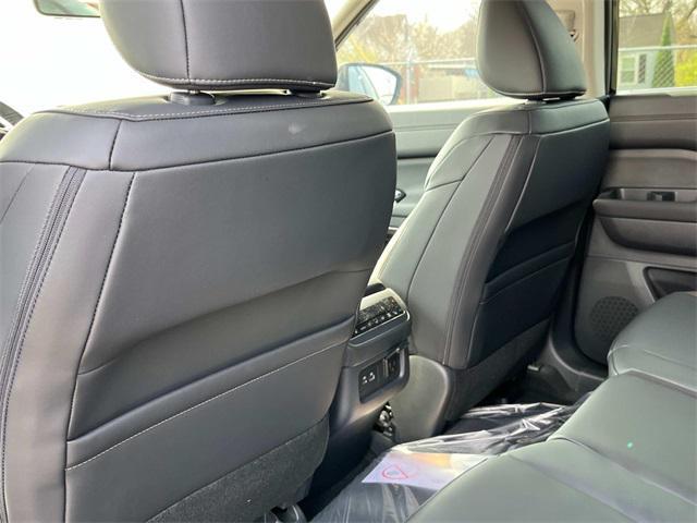 new 2025 Nissan Pathfinder car, priced at $46,885