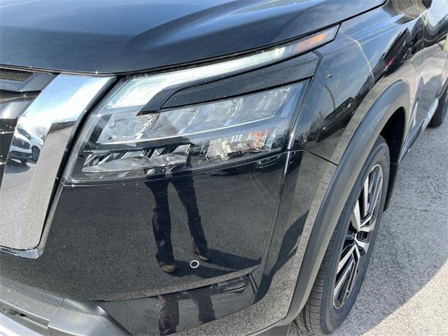 new 2025 Nissan Pathfinder car, priced at $46,885