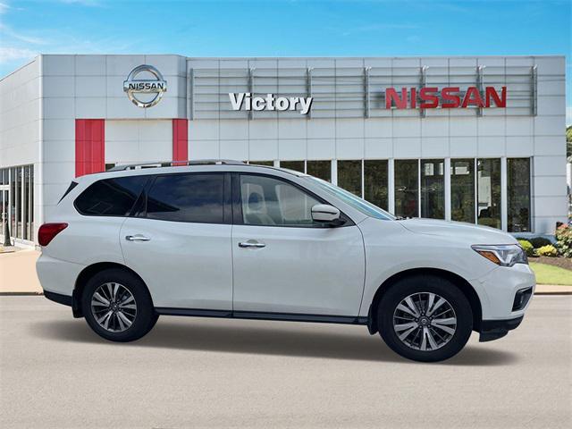 used 2017 Nissan Pathfinder car, priced at $13,765