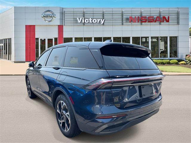 used 2024 Lincoln Nautilus car, priced at $48,151
