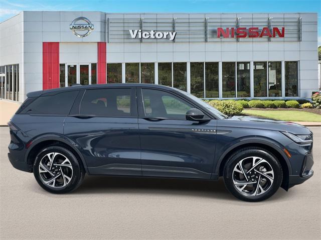 used 2024 Lincoln Nautilus car, priced at $48,151