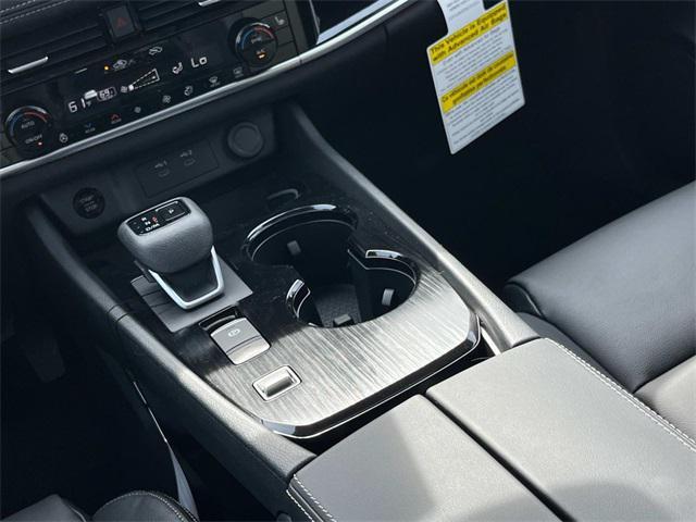 new 2025 Nissan Rogue car, priced at $35,995