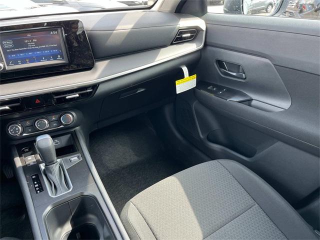 new 2025 Nissan Kicks car, priced at $23,417