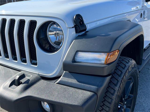 used 2022 Jeep Wrangler Unlimited car, priced at $32,166