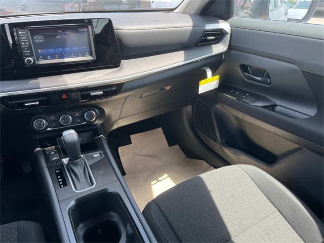 new 2025 Nissan Kicks car, priced at $22,250