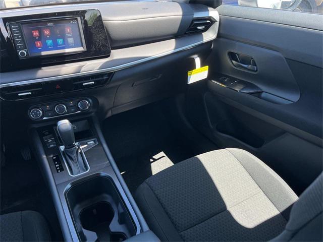 new 2025 Nissan Kicks car, priced at $23,417
