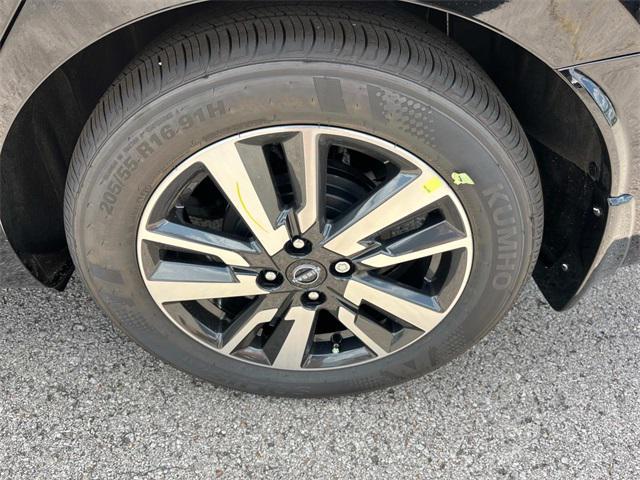 new 2025 Nissan Versa car, priced at $19,344