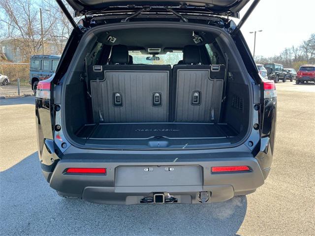 new 2025 Nissan Pathfinder car, priced at $45,650