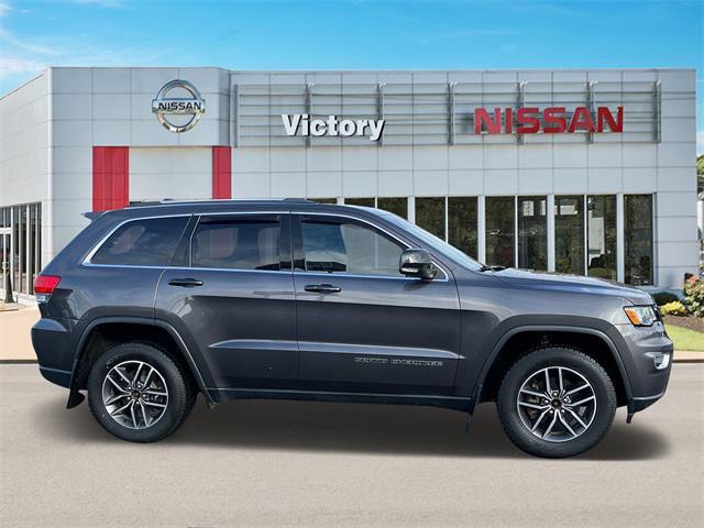 used 2017 Jeep Grand Cherokee car, priced at $17,600