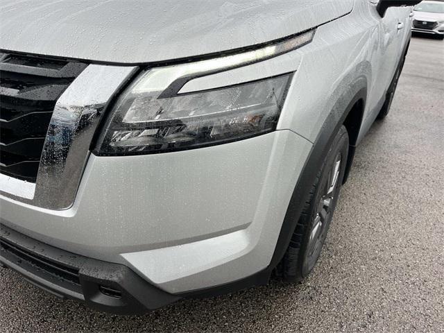 new 2025 Nissan Pathfinder car, priced at $34,490