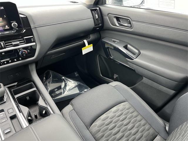 new 2025 Nissan Pathfinder car, priced at $34,490