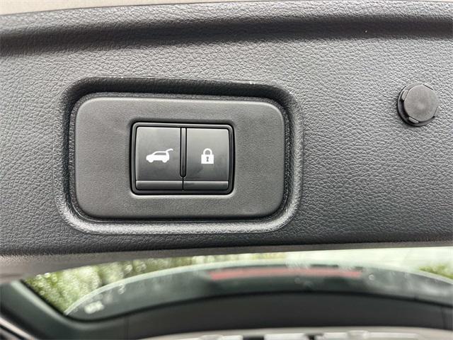 new 2025 Nissan Pathfinder car, priced at $34,490