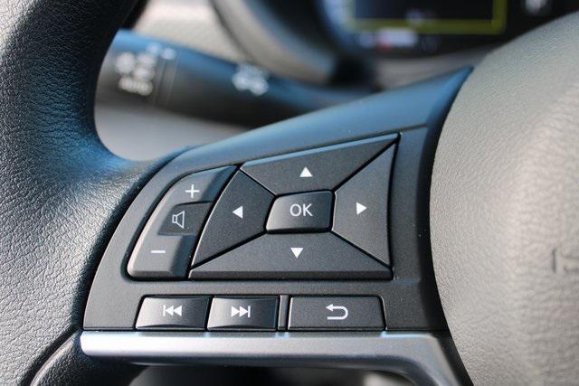 used 2024 Nissan Kicks car