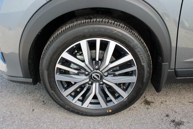 used 2024 Nissan Kicks car
