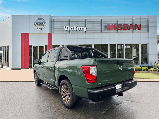 new 2024 Nissan Titan car, priced at $44,813