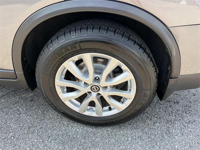 used 2020 Nissan Rogue car, priced at $12,522