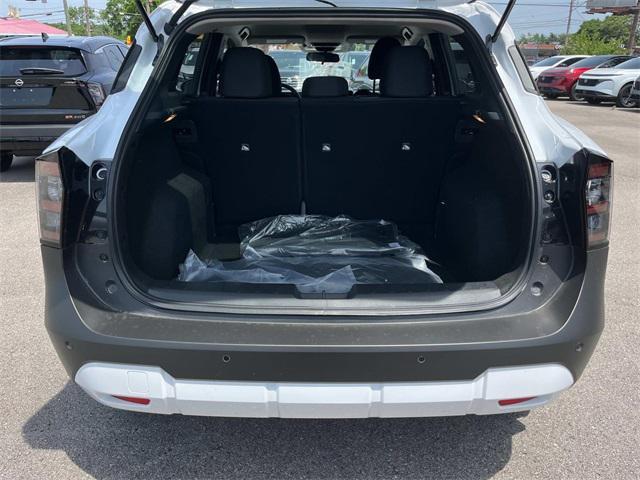 new 2025 Nissan Kicks car, priced at $22,083