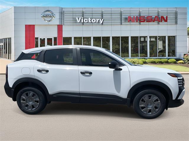 new 2025 Nissan Kicks car, priced at $22,083