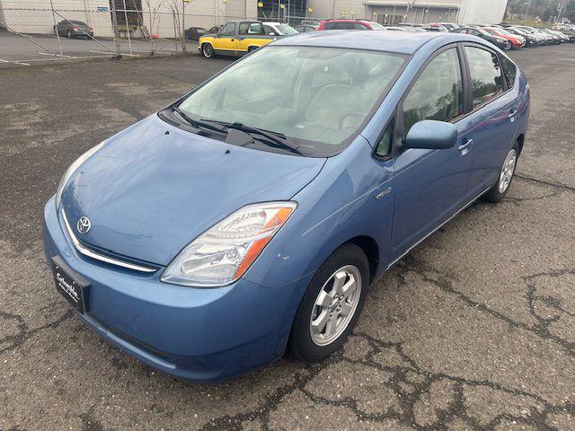 used 2007 Toyota Prius car, priced at $6,500