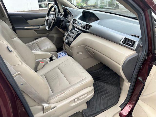 used 2012 Honda Odyssey car, priced at $6,300