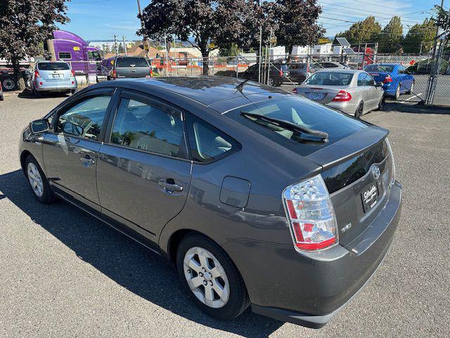 used 2007 Toyota Prius car, priced at $7,000