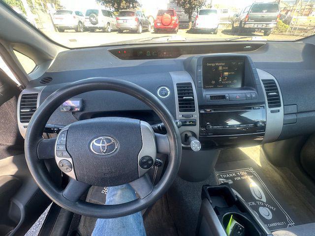 used 2007 Toyota Prius car, priced at $7,000