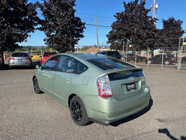 used 2007 Toyota Prius car, priced at $3,950