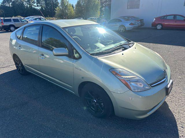 used 2007 Toyota Prius car, priced at $3,950