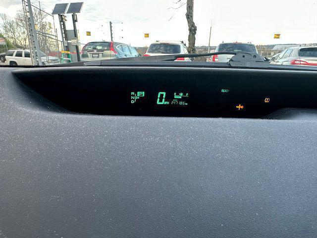 used 2007 Toyota Prius car, priced at $5,900