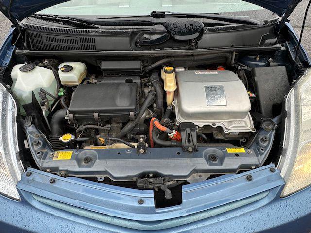 used 2005 Toyota Prius car, priced at $5,000